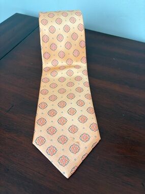 Italo Ferretti Men’s Tie Silvi Marina Hand Made Italy 100% Silk Orange Geometric